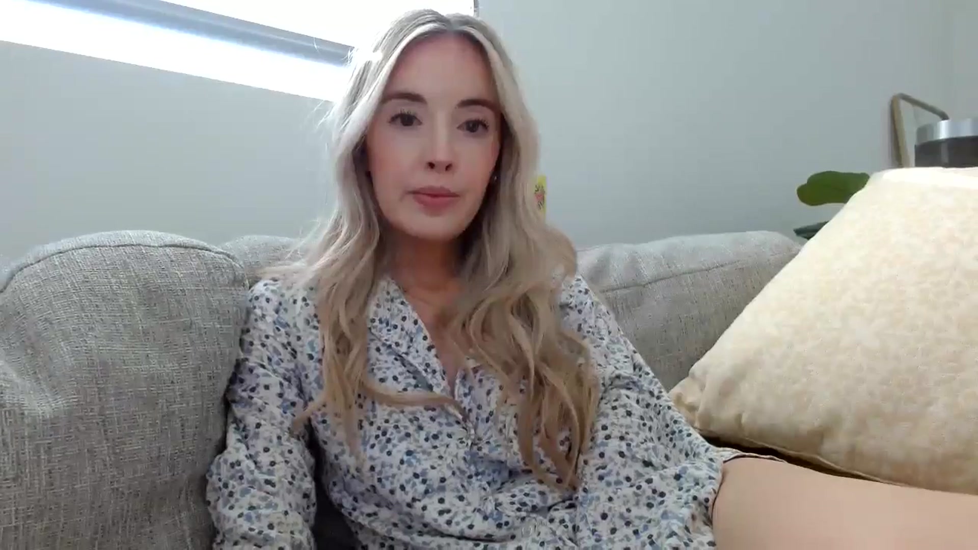 Gallery image thumbnail from Vegansoda's myfreecams stream on, 05/22/2024, 01:46 image 9 of 20