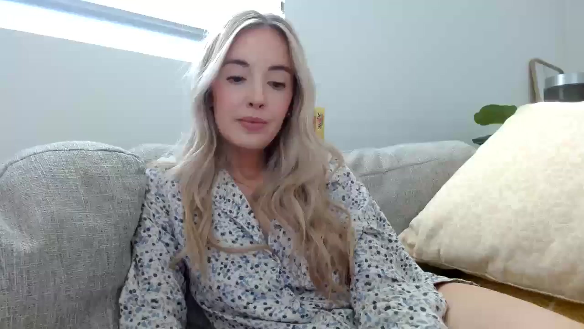 Gallery image thumbnail from Vegansoda's myfreecams stream on, 05/22/2024, 01:46 image 11 of 20
