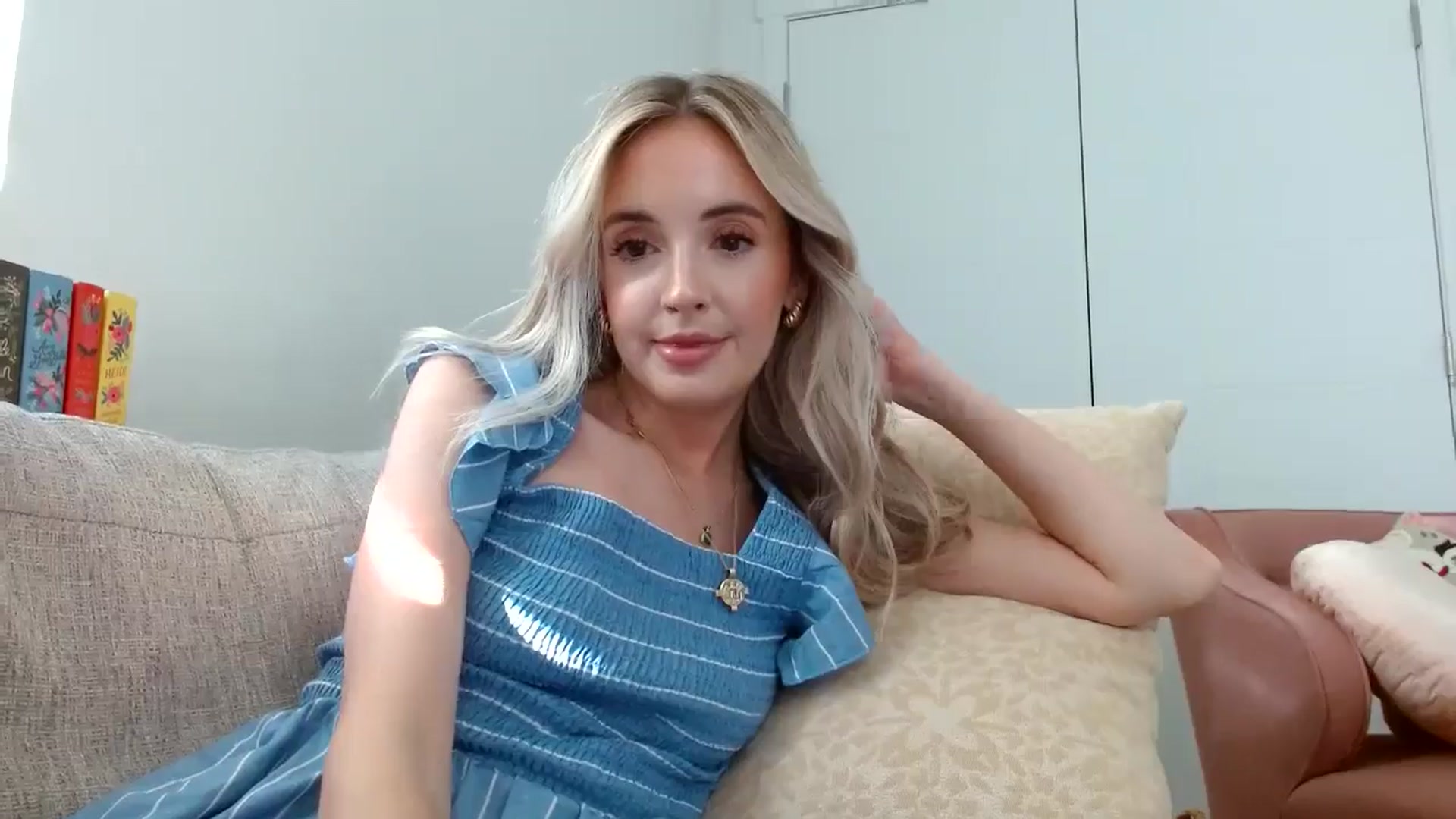 Gallery image thumbnail from Vegansoda's myfreecams stream on, 05/29/2024, 24:42 image 18 of 20