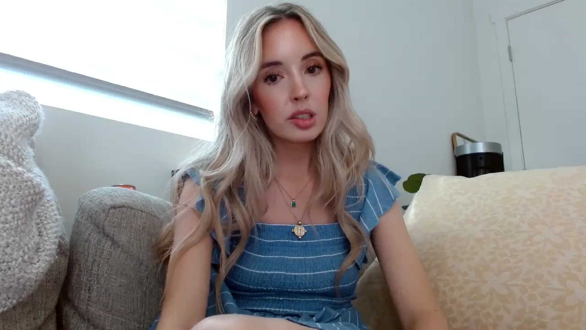 Gallery image thumbnail from Vegansoda's myfreecams stream on, 05/29/2024, 24:42 image 6 of 20