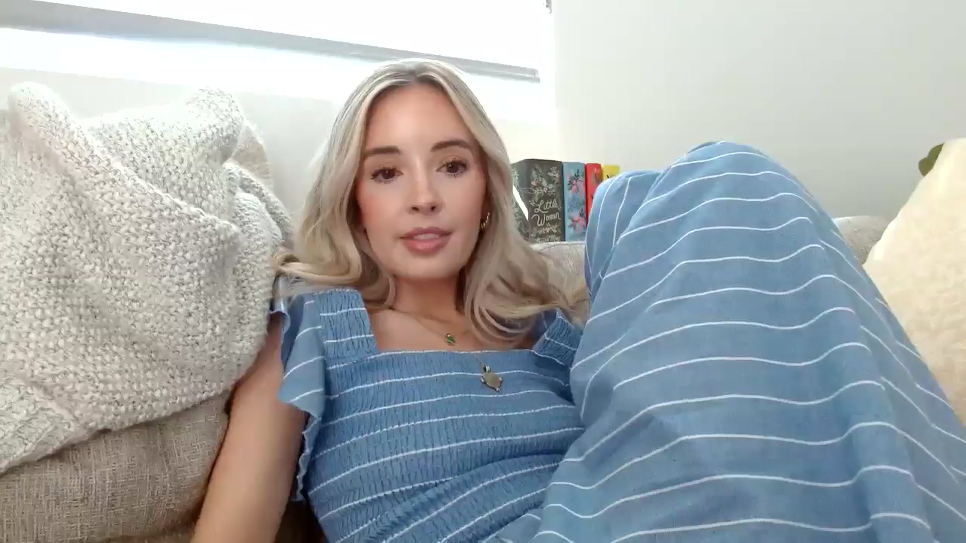 Gallery image thumbnail from Vegansoda's myfreecams stream on, 05/29/2024, 24:42 image 5 of 20