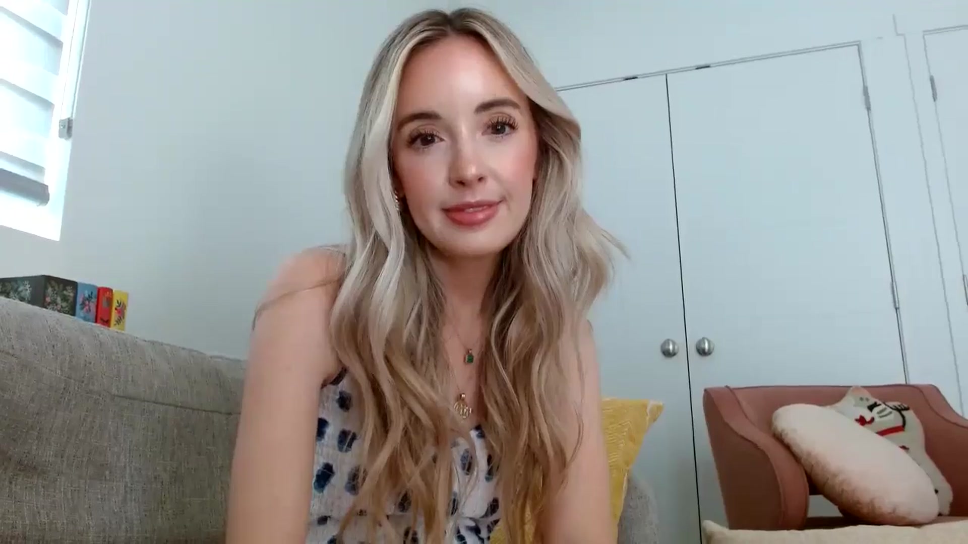 Gallery image thumbnail from Vegansoda's myfreecams stream on, 05/29/2024, 22:41 image 7 of 20