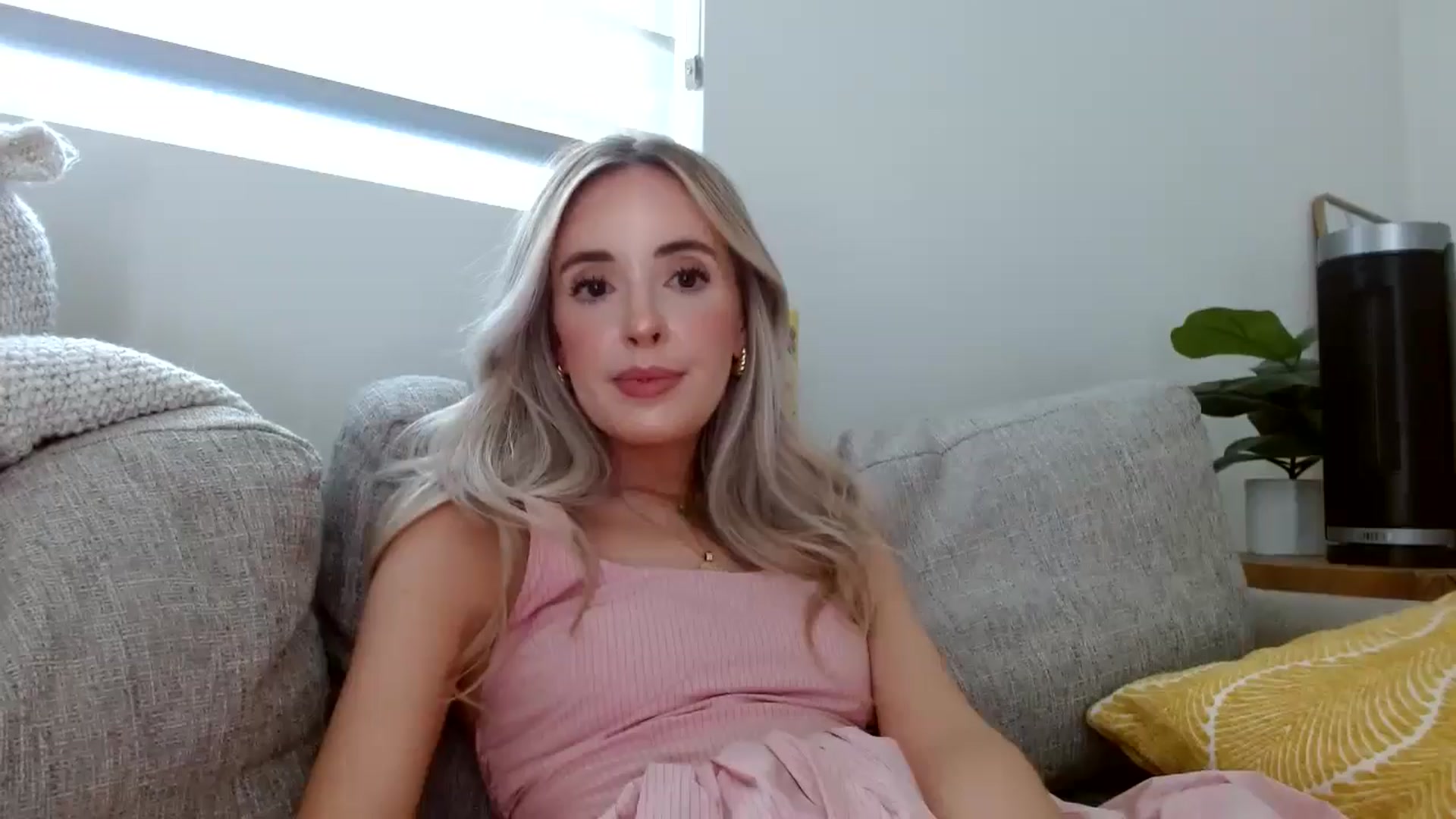 Gallery image thumbnail from Vegansoda's myfreecams stream on, 06/02/2024, 21:03 image 16 of 20