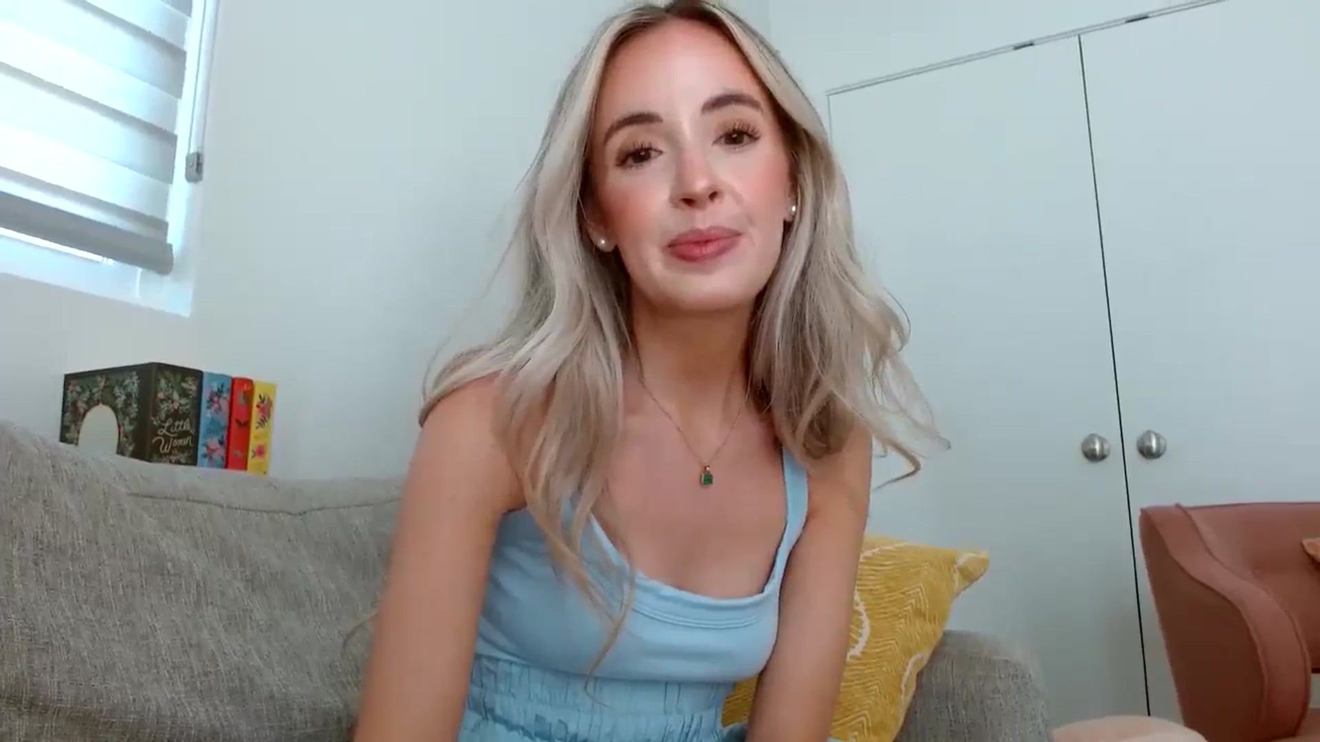 Gallery image thumbnail from Vegansoda's myfreecams stream on, 06/08/2024, 21:49 image 5 of 20
