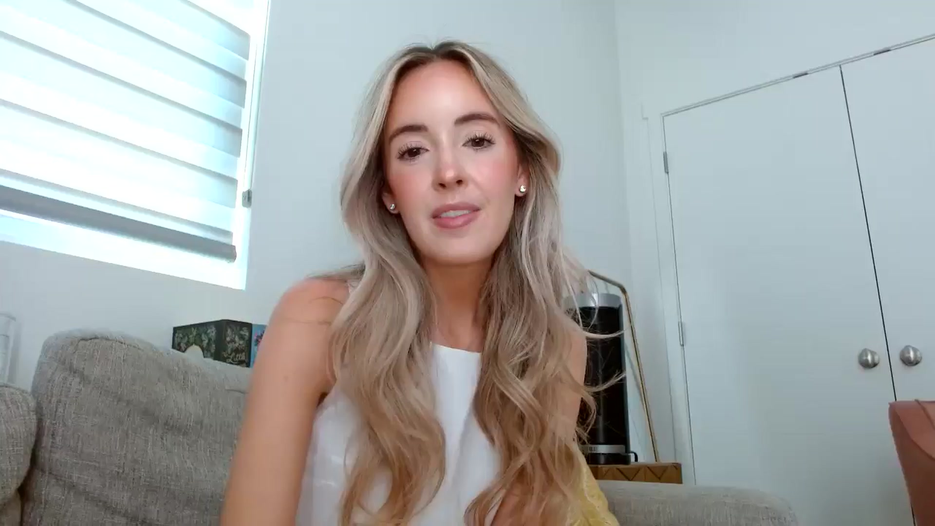 Gallery image thumbnail from Vegansoda's myfreecams stream on, 06/10/2024, 22:22 image 3 of 20