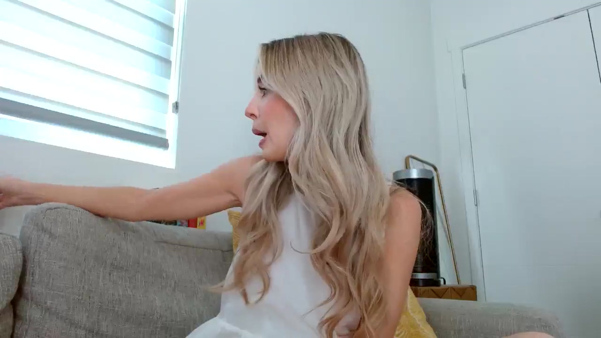 Gallery image thumbnail from Vegansoda's myfreecams stream on, 06/10/2024, 22:22 image 7 of 20