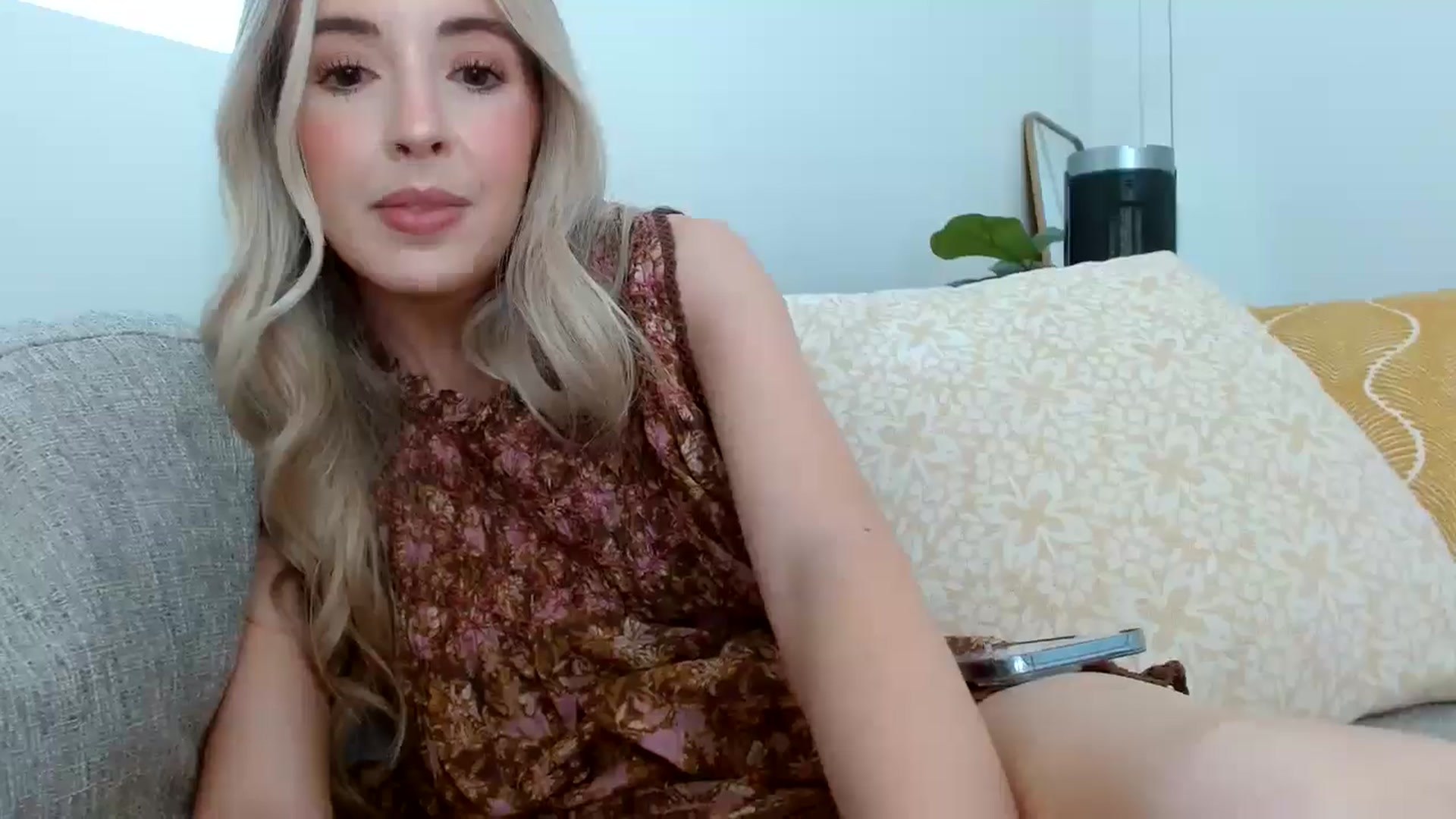 Gallery image thumbnail from Vegansoda's myfreecams stream on, 06/22/2024, 22:43 image 8 of 20