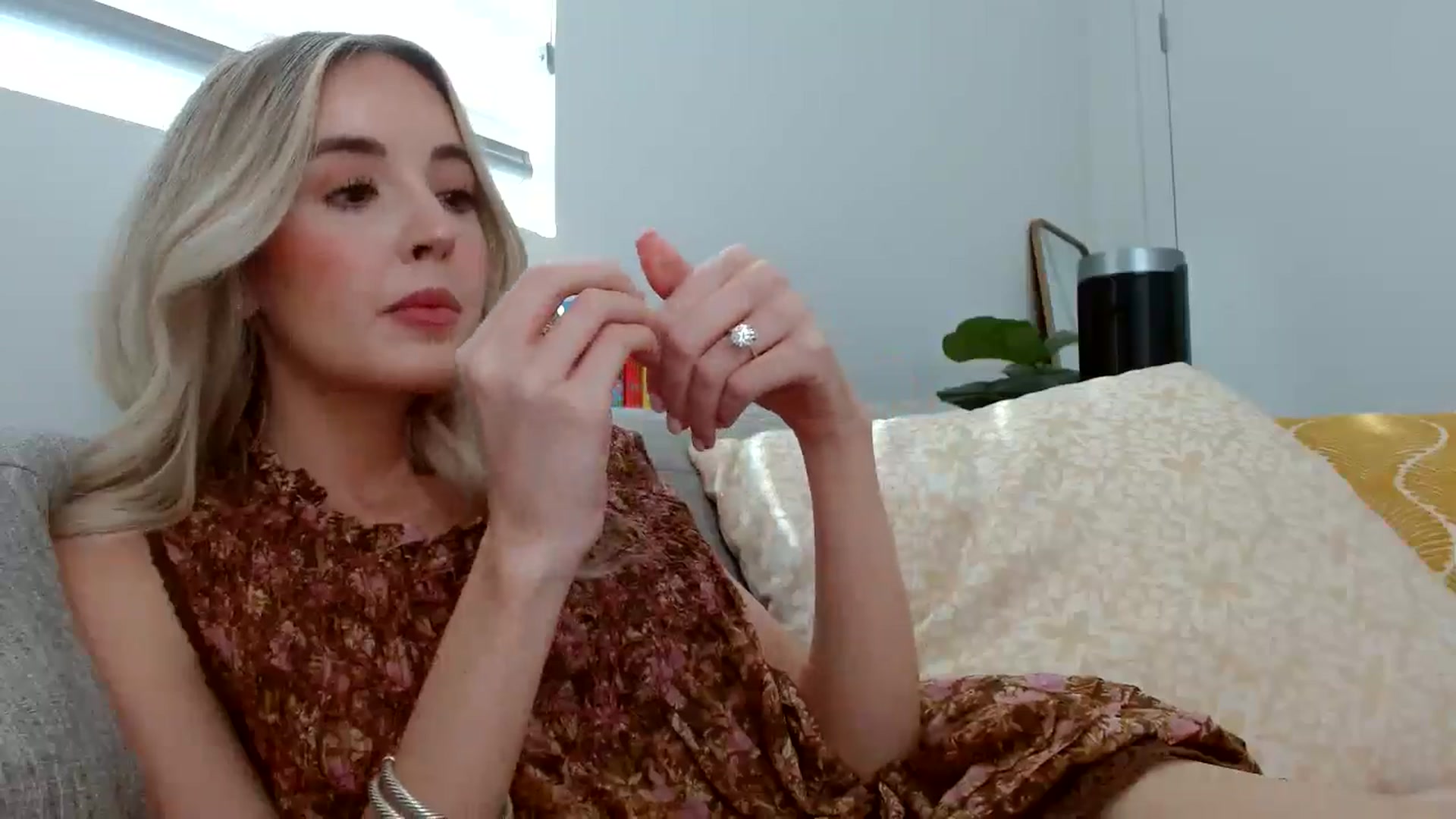 Gallery image thumbnail from Vegansoda's myfreecams stream on, 06/22/2024, 23:31 image 19 of 20