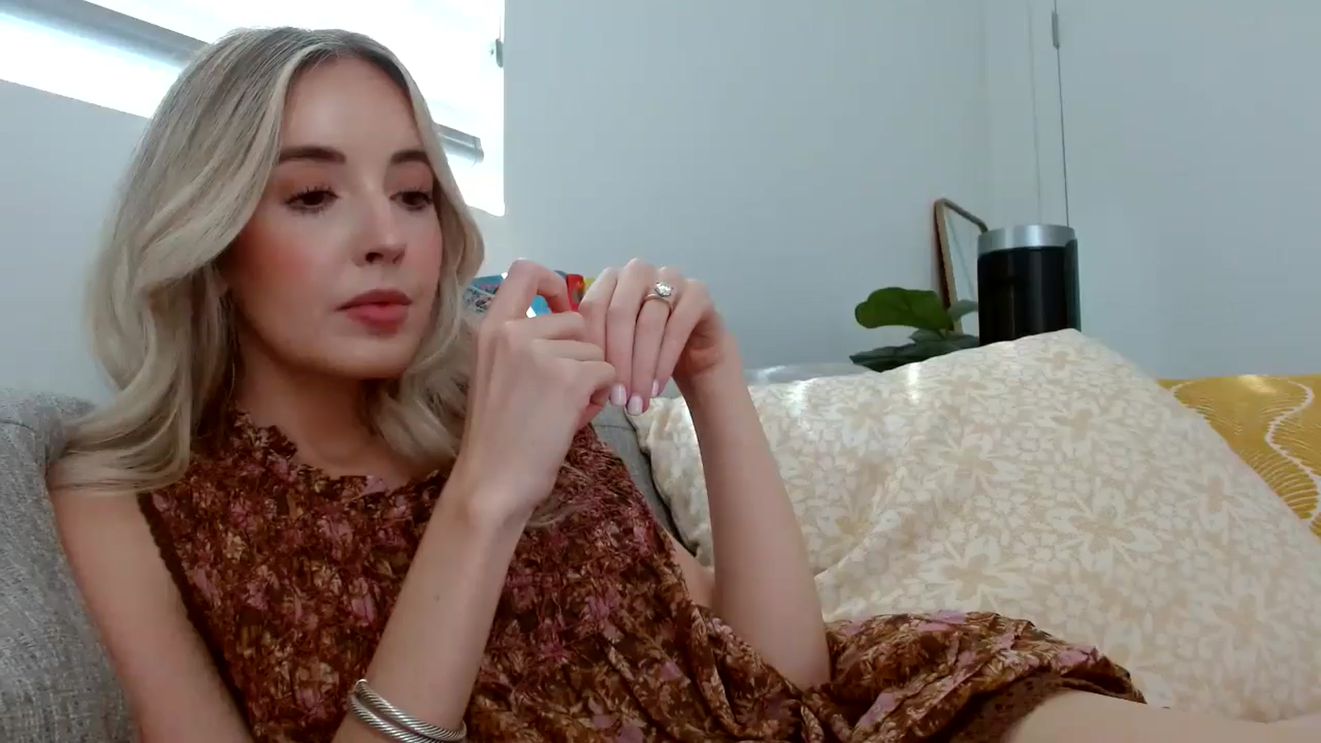 Gallery image thumbnail from Vegansoda's myfreecams stream on, 06/22/2024, 23:31 image 20 of 20