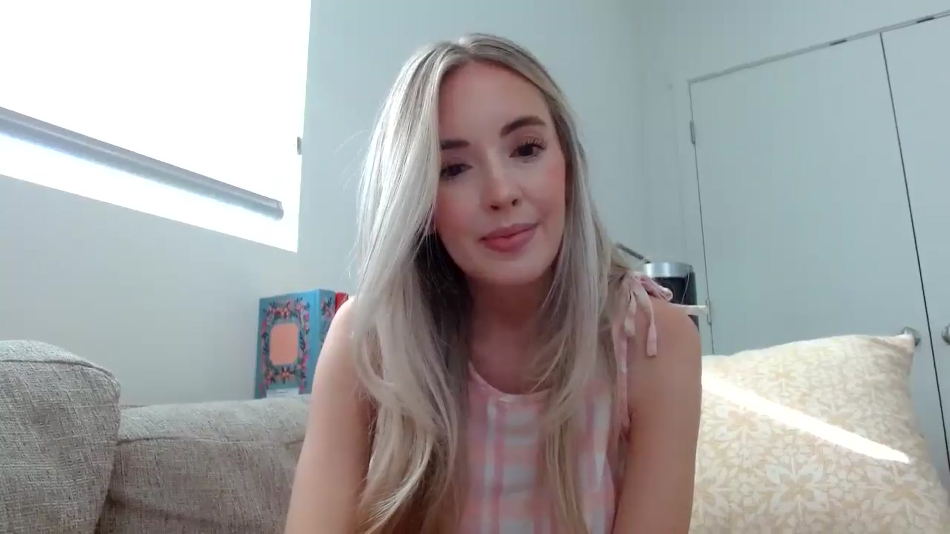 Gallery image thumbnail from Vegansoda's myfreecams stream on, 07/03/2024, 01:18 image 19 of 20