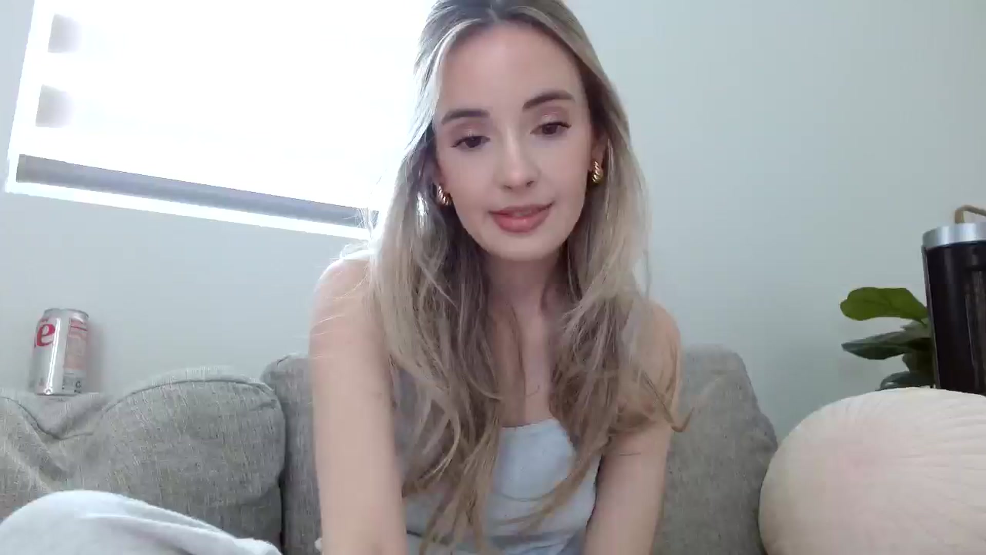 Gallery image thumbnail from Vegansoda's myfreecams stream on, 03/11/2025, 21:34 image 4 of 20
