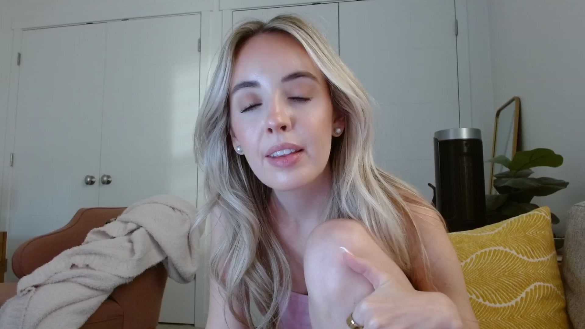 Gallery image thumbnail from Vegansoda's myfreecams stream on, 09/01/2025, 01:06 image 20 of 20