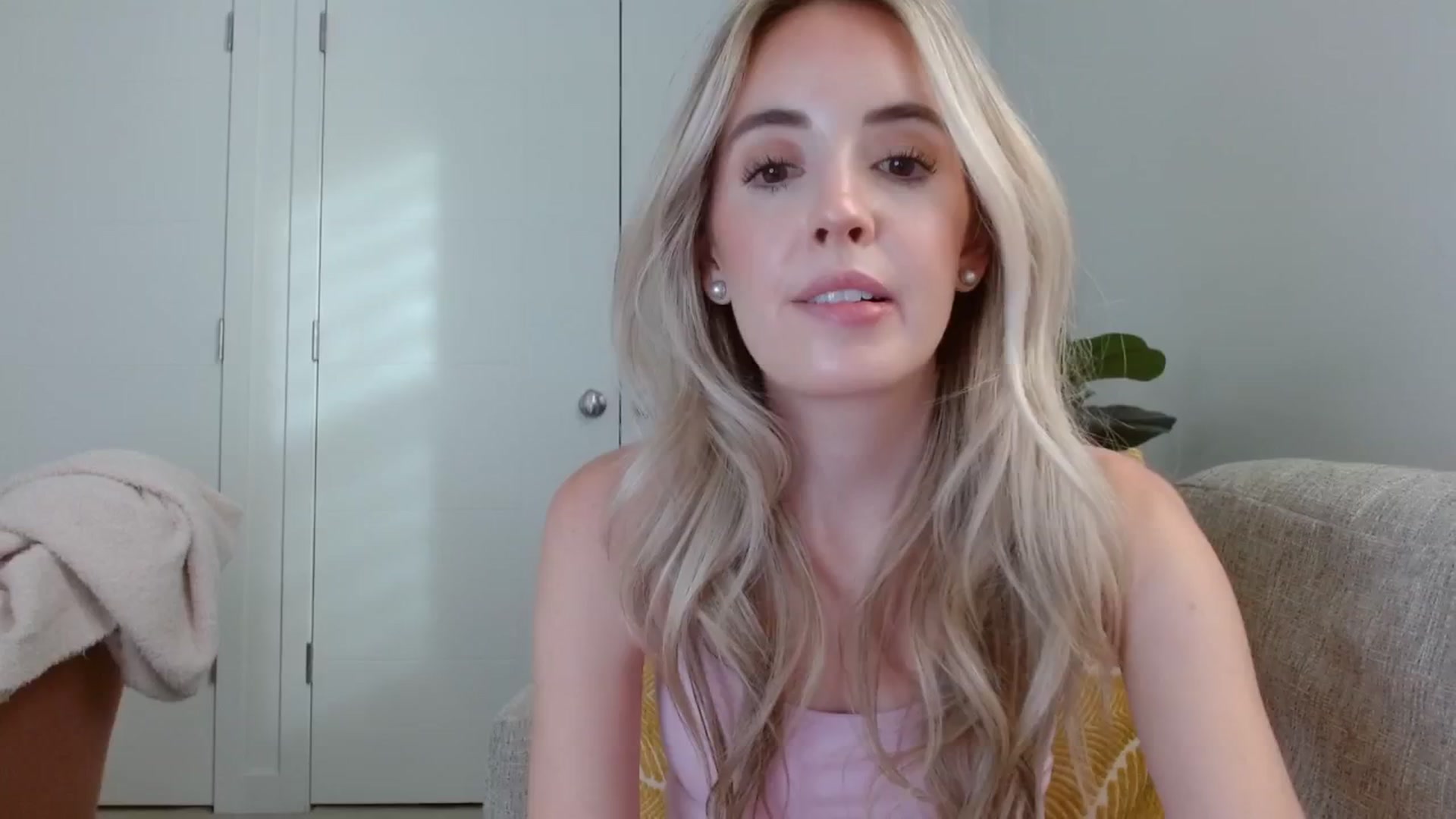 Gallery image thumbnail from Vegansoda's myfreecams stream on, 09/01/2025, 01:06 image 5 of 20