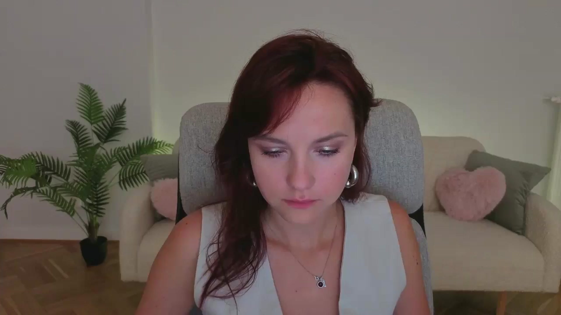 Gallery image thumbnail from Velanique's myfreecams stream on, 10/25/2025, 16:59 image 7 of 20