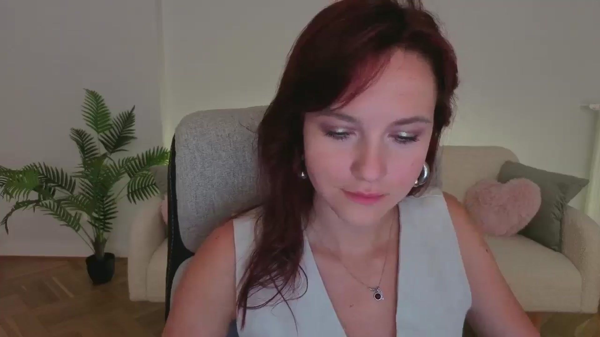 Gallery image thumbnail from Velanique's myfreecams stream on, 10/25/2025, 16:59 image 2 of 20