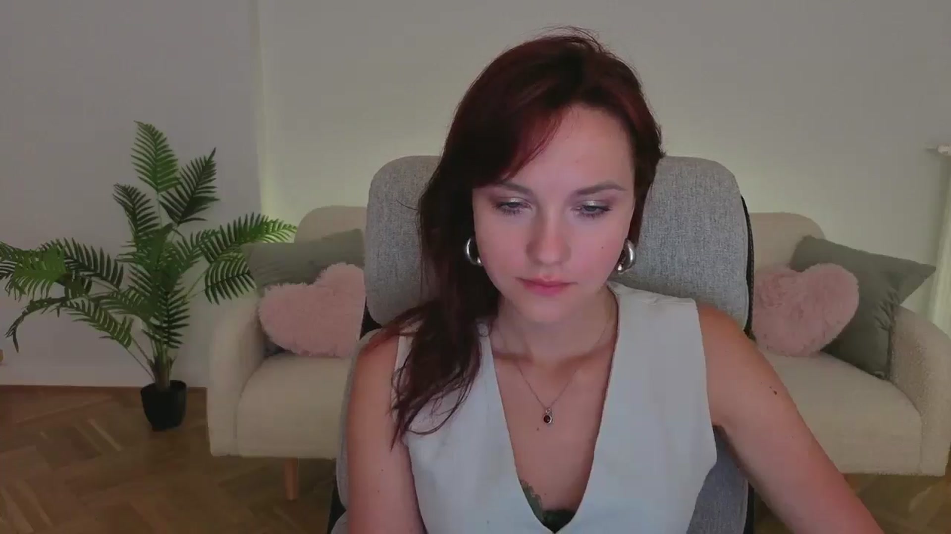 Gallery image thumbnail from Velanique's myfreecams stream on, 10/25/2025, 16:59 image 14 of 20