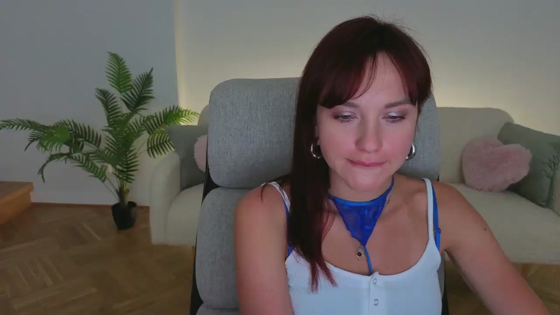Gallery image thumbnail from Velanique's myfreecams stream on, 10/26/2025, 20:40 image 6 of 20