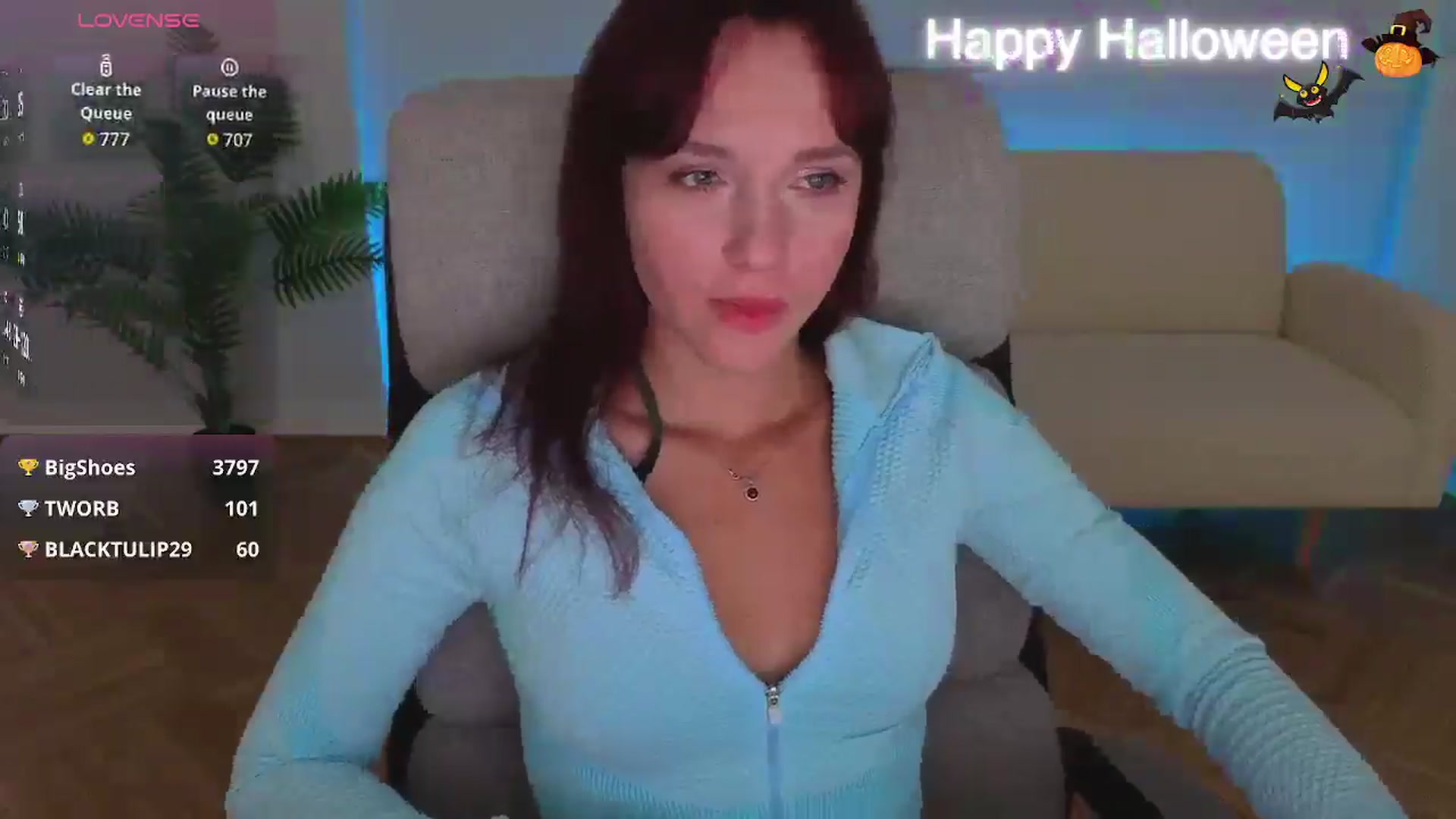 Gallery image thumbnail from Velanique's myfreecams stream on, 10/30/2025, 17:21 image 12 of 20