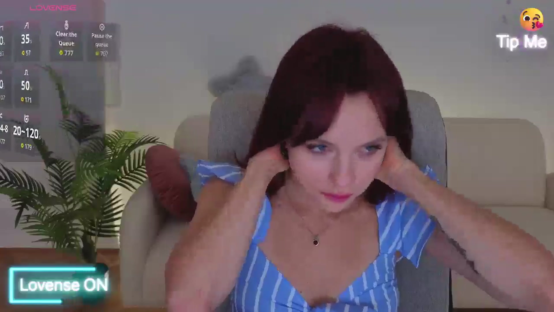Gallery image thumbnail from Velanique's myfreecams stream on, 11/10/2025, 14:17 image 6 of 20