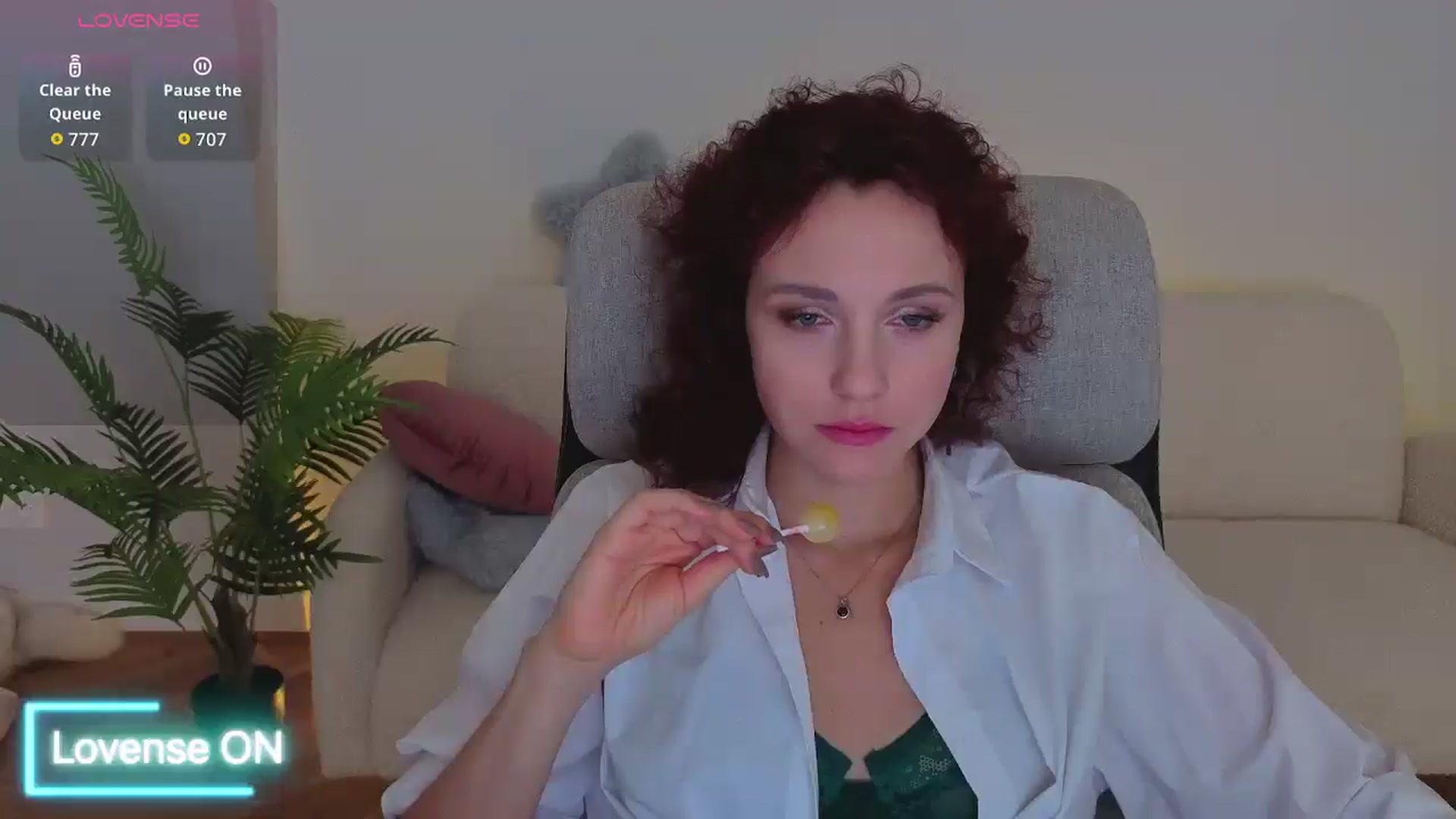 Gallery image thumbnail from Velanique's myfreecams stream on, 11/15/2025, 14:54 image 2 of 20