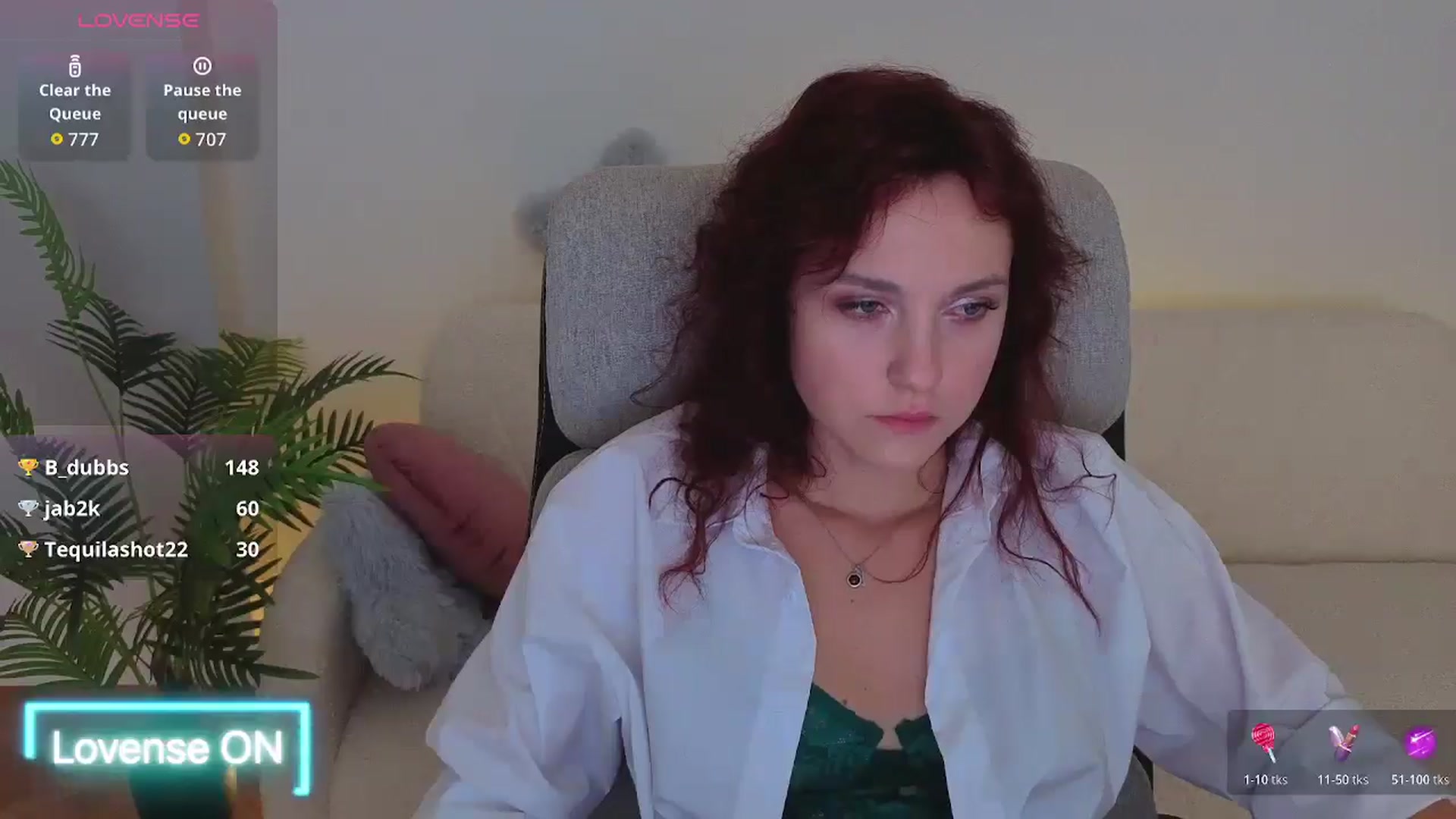 Gallery image thumbnail from Velanique's myfreecams stream on, 11/15/2025, 19:51 image 5 of 20