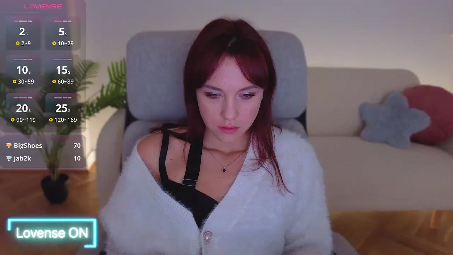 Gallery image thumbnail from Velanique's myfreecams stream on, 11/24/2025, 16:32 image 14 of 20