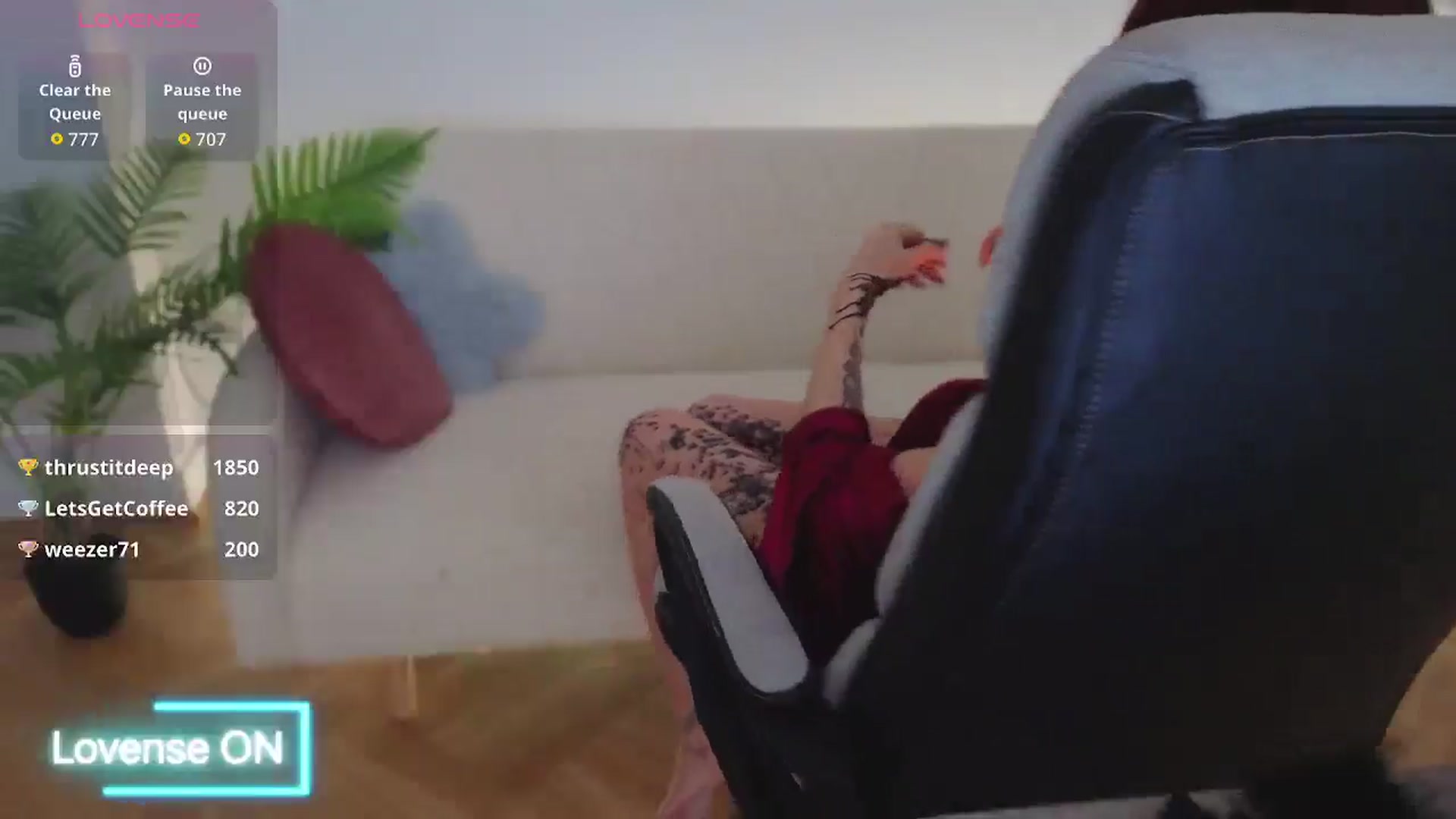 Gallery image thumbnail from Velanique's myfreecams stream on, 11/30/2025, 20:01 image 3 of 20