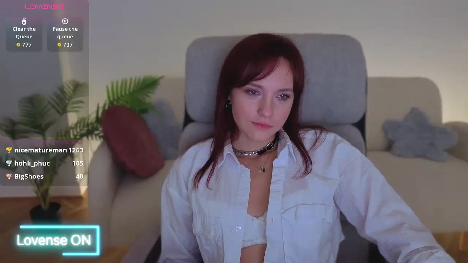 Gallery image thumbnail from Velanique's myfreecams stream on, 12/01/2025, 19:25 image 2 of 20