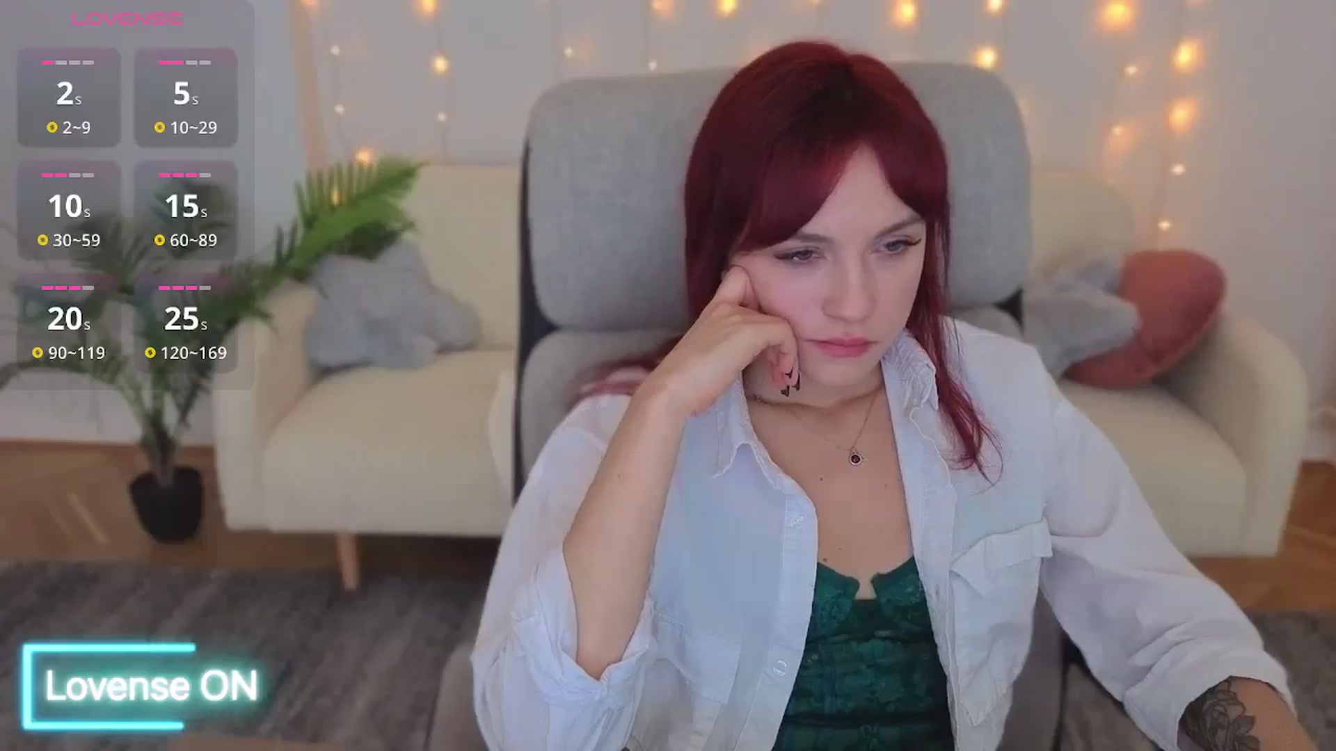 Gallery image thumbnail from Velanique's myfreecams stream on, 12/21/2025, 15:01 image 10 of 20