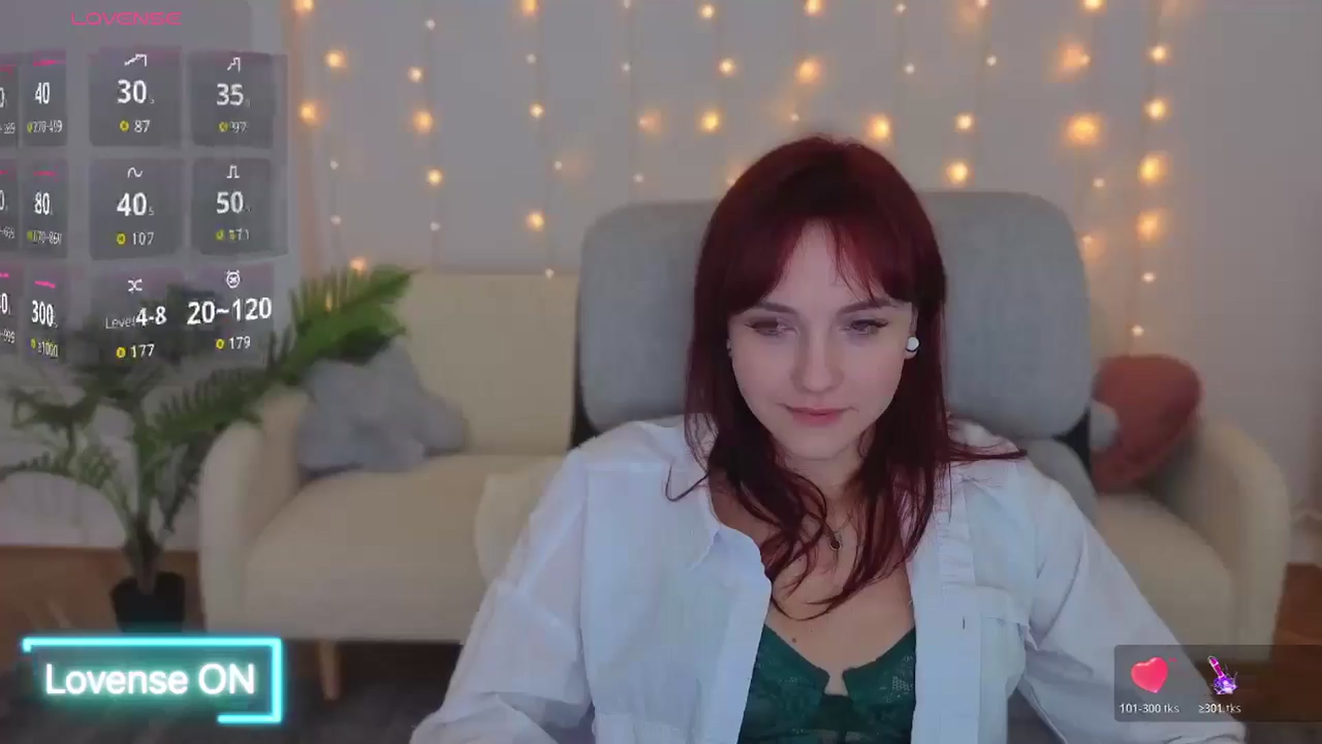 Gallery image thumbnail from Velanique's myfreecams stream on, 12/21/2025, 18:11 image 2 of 20