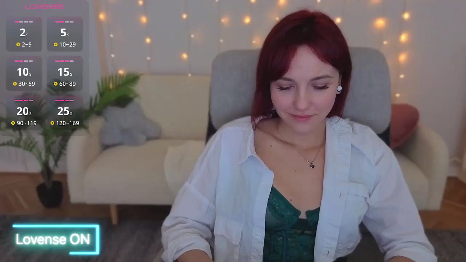 Gallery image thumbnail from Velanique's myfreecams stream on, 12/21/2025, 18:11 image 5 of 20