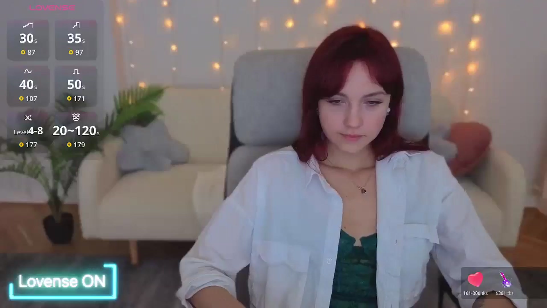Gallery image thumbnail from Velanique's myfreecams stream on, 12/21/2025, 18:11 image 12 of 20