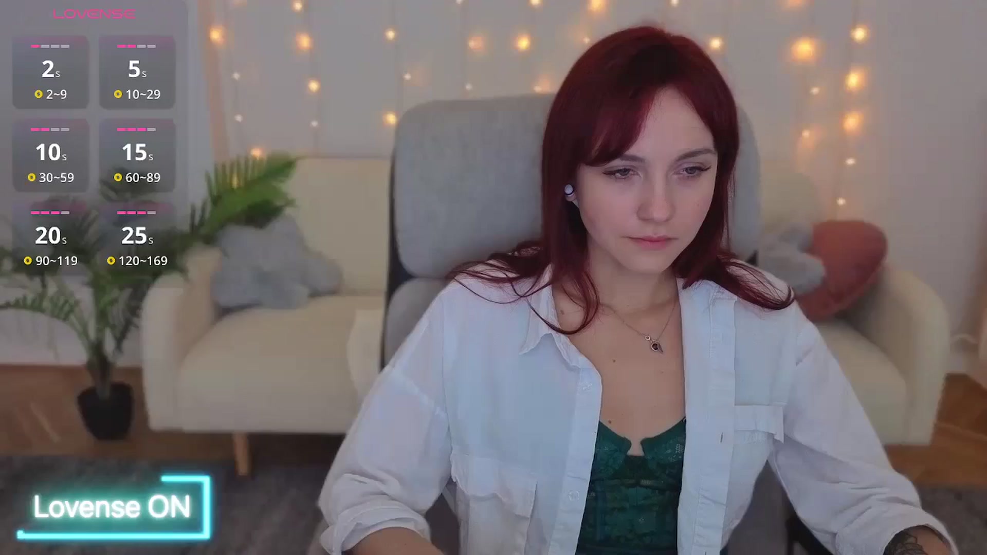 Gallery image thumbnail from Velanique's myfreecams stream on, 12/21/2025, 18:11 image 17 of 20