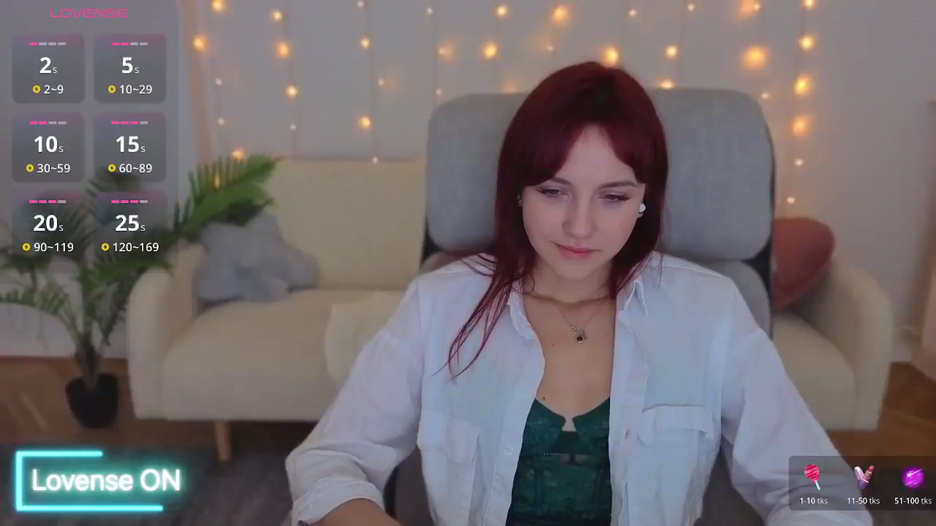 Gallery image thumbnail from Velanique's myfreecams stream on, 12/21/2025, 19:10 image 13 of 20