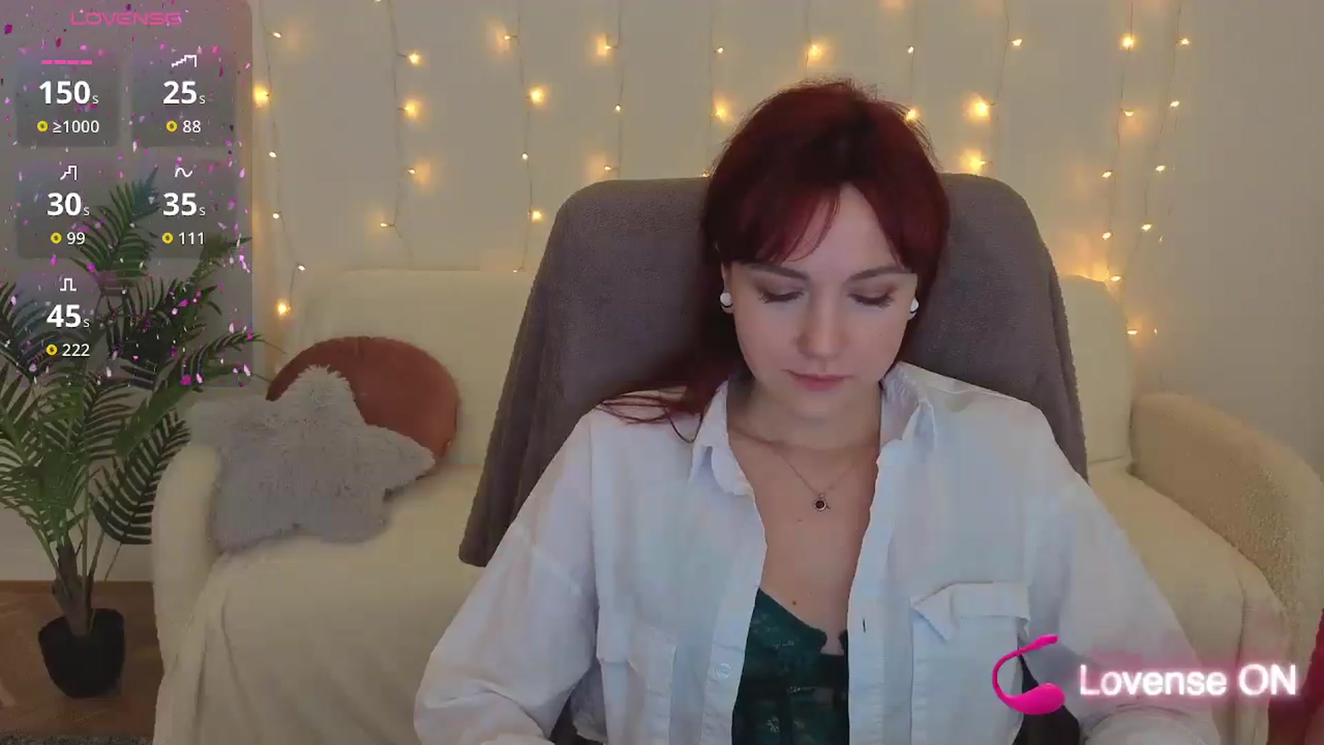 Gallery image thumbnail from Velanique's myfreecams stream on, 01/05/2026, 20:19 image 4 of 20