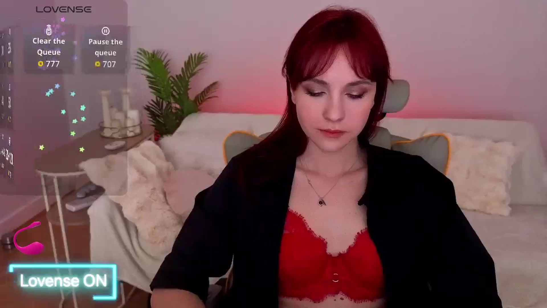 Gallery image thumbnail from Velanique's myfreecams stream on, 03/19/2026, 18:58 image 5 of 20