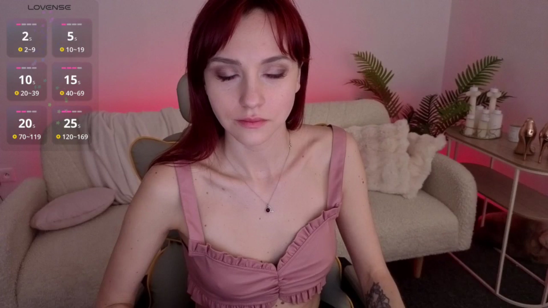 Gallery image thumbnail from Velanique's myfreecams stream on, 04/15/2026, 16:03 image 8 of 20
