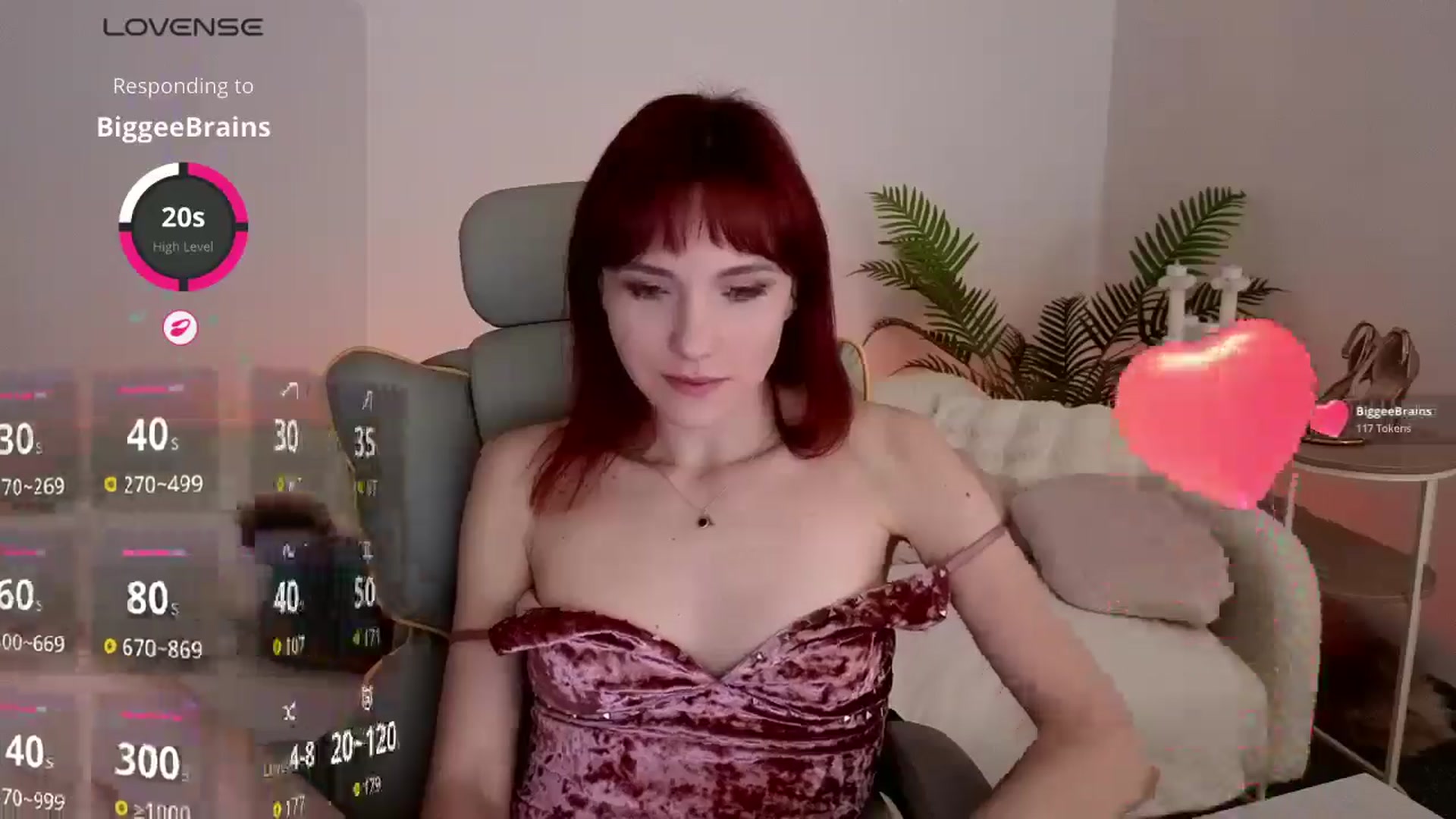 Gallery image thumbnail from Velanique's myfreecams stream on, 04/22/2026, 19:21 image 18 of 20