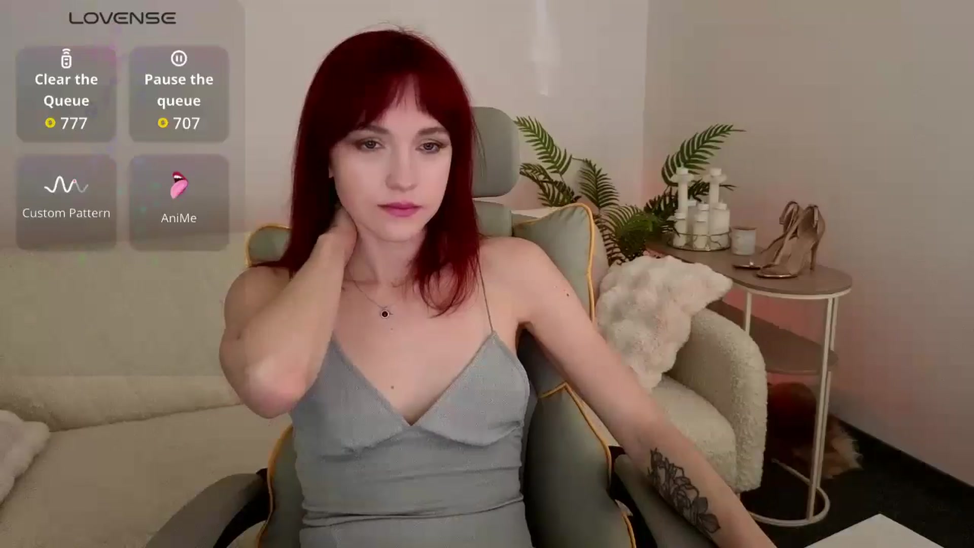 Gallery image thumbnail from Velanique's myfreecams stream on, 04/25/2026, 15:01 image 3 of 20