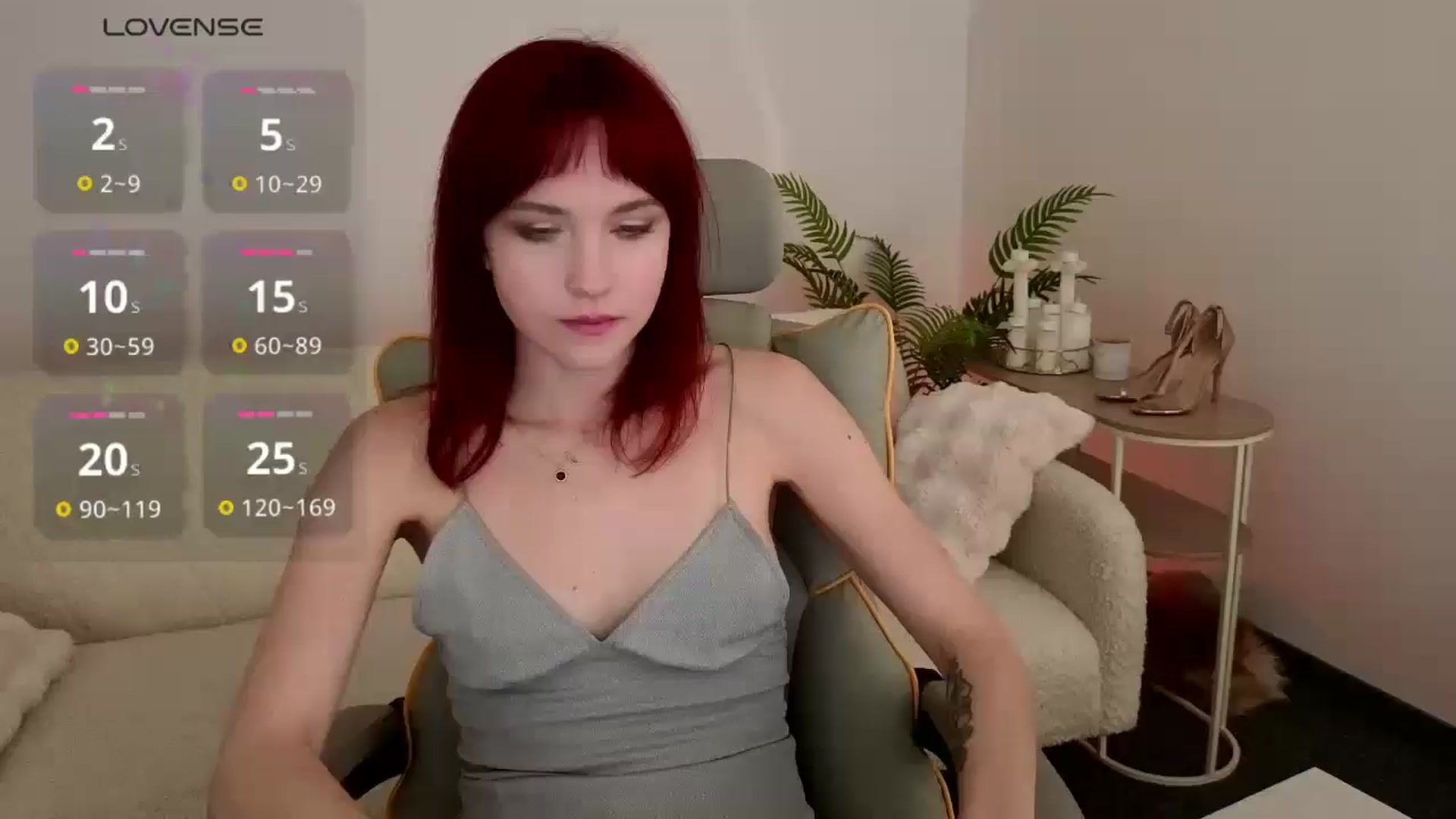 Gallery image thumbnail from Velanique's myfreecams stream on, 04/25/2026, 15:01 image 9 of 20