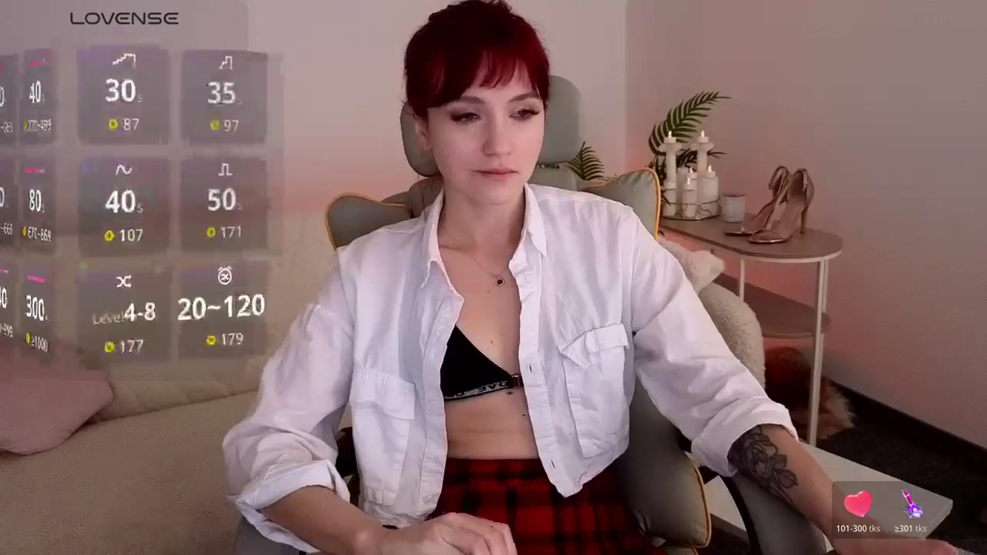 Gallery image thumbnail from Velanique's myfreecams stream on, 04/27/2026, 20:29 image 6 of 20