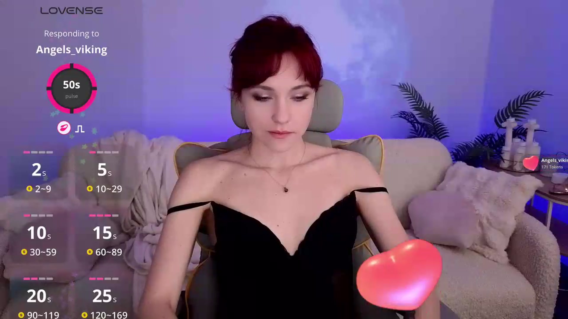 Gallery image thumbnail from Velanique's myfreecams stream on, 05/15/2026, 17:01 image 19 of 20