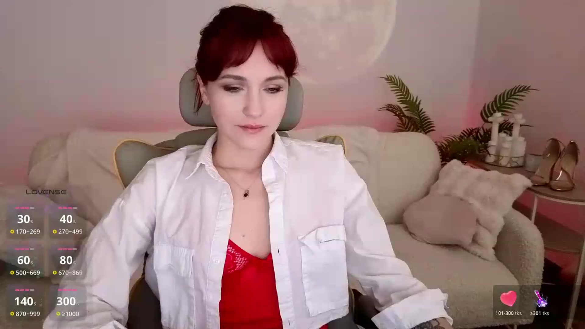 Gallery image thumbnail from Velanique's myfreecams stream on, 05/17/2026, 15:33 image 3 of 20
