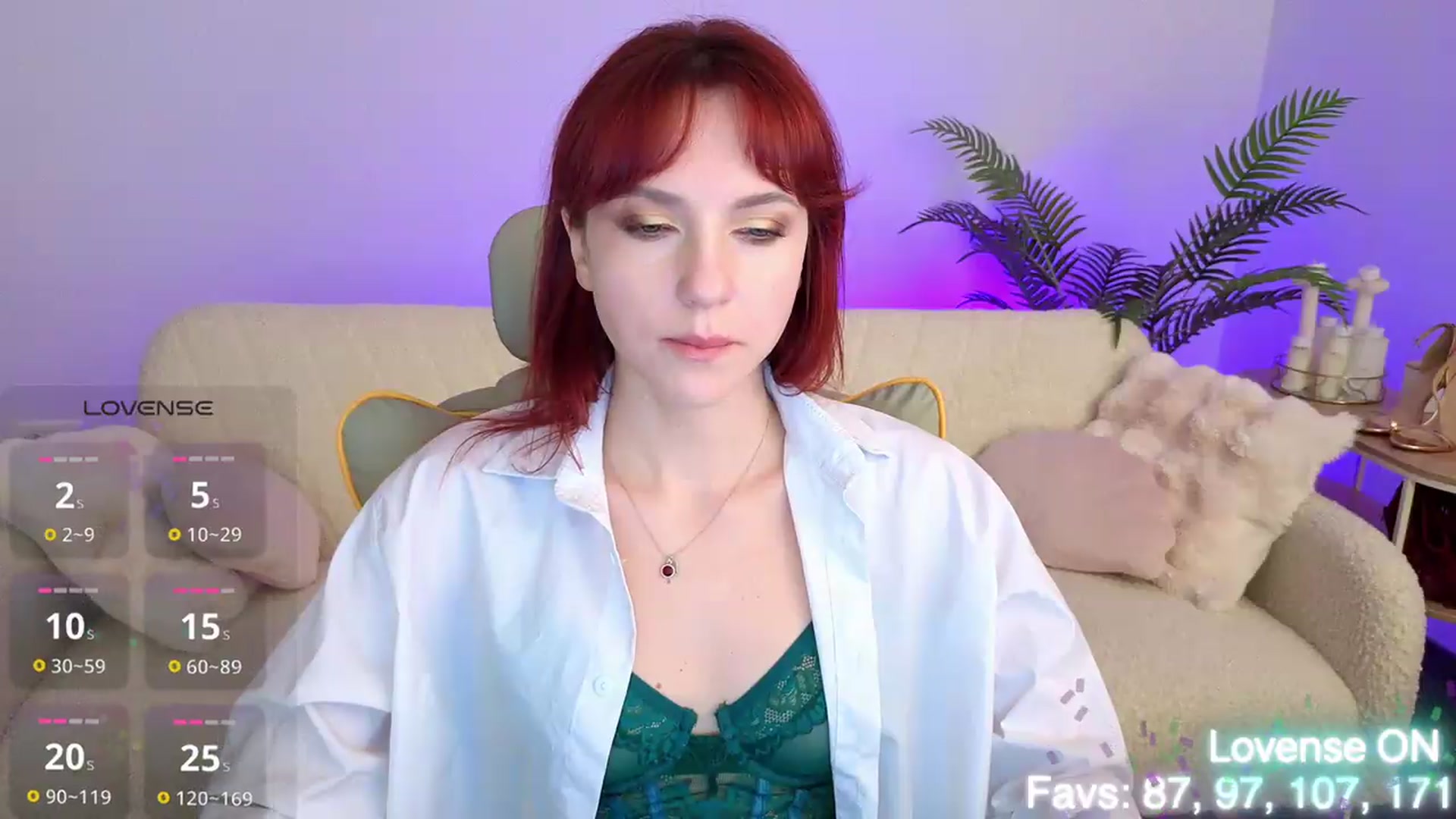 Gallery image thumbnail from Velanique's myfreecams stream on, 07/04/2026, 12:45 image 3 of 20