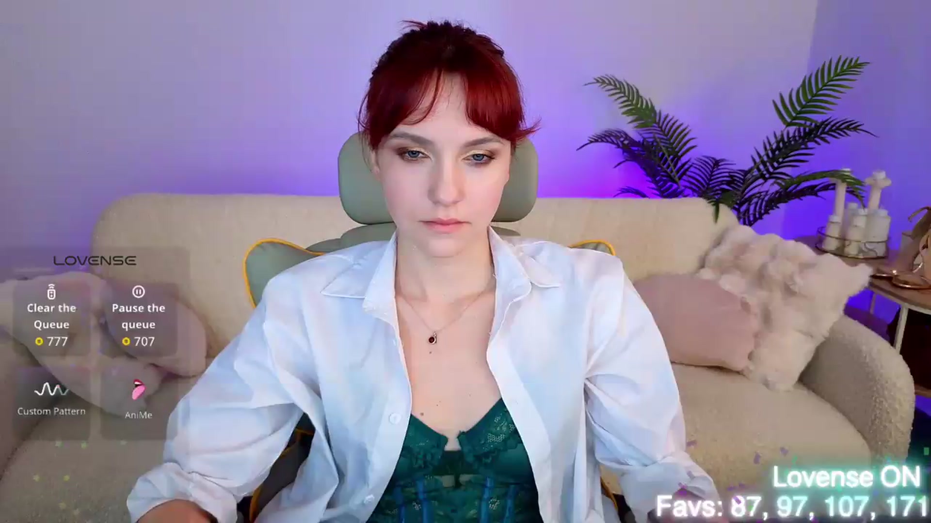 Gallery image thumbnail from Velanique's myfreecams stream on, 07/04/2026, 14:01 image 17 of 20