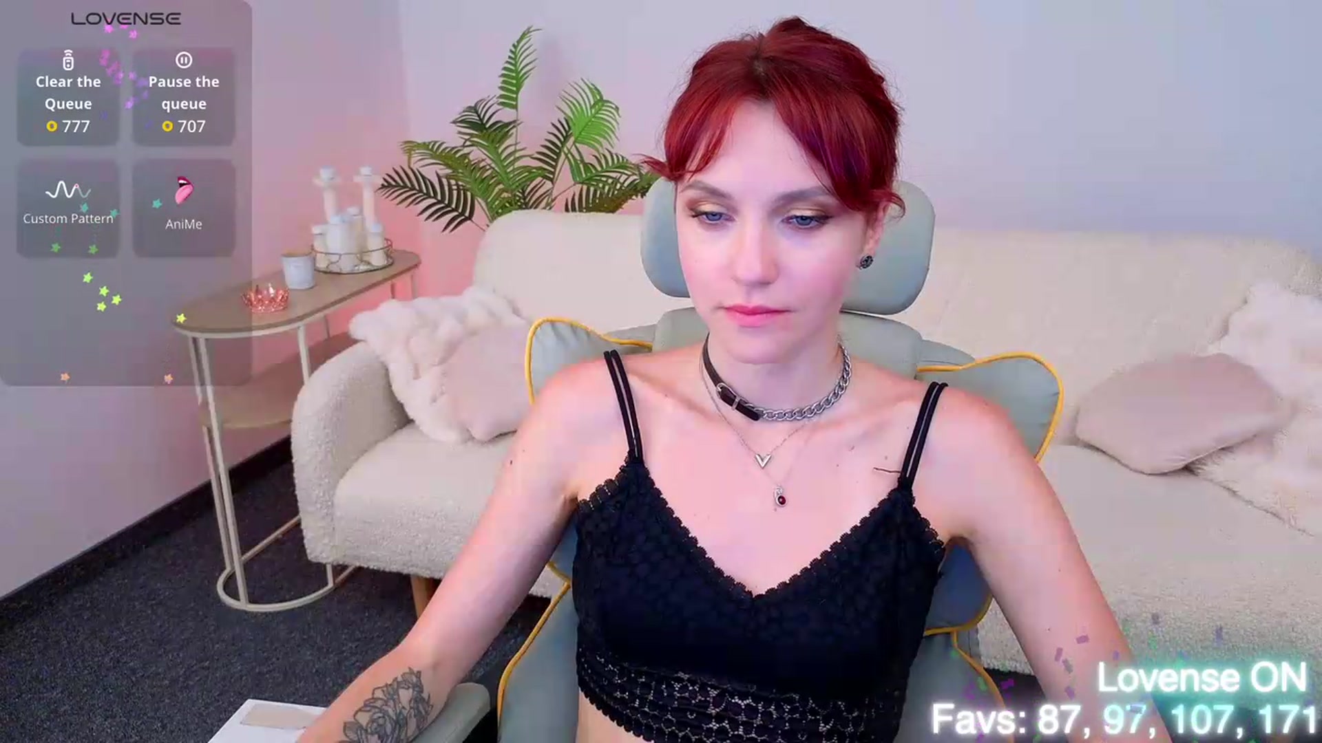 Gallery image thumbnail from Velanique's myfreecams stream on, 08/06/2026, 19:18 image 5 of 20
