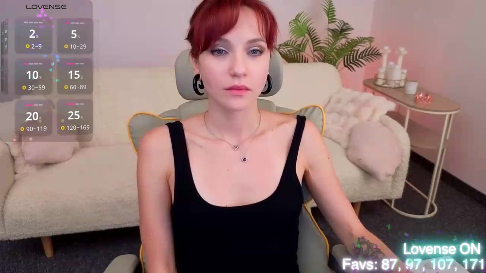 Gallery image thumbnail from Velanique's myfreecams stream on, 08/17/2026, 21:40 image 12 of 20
