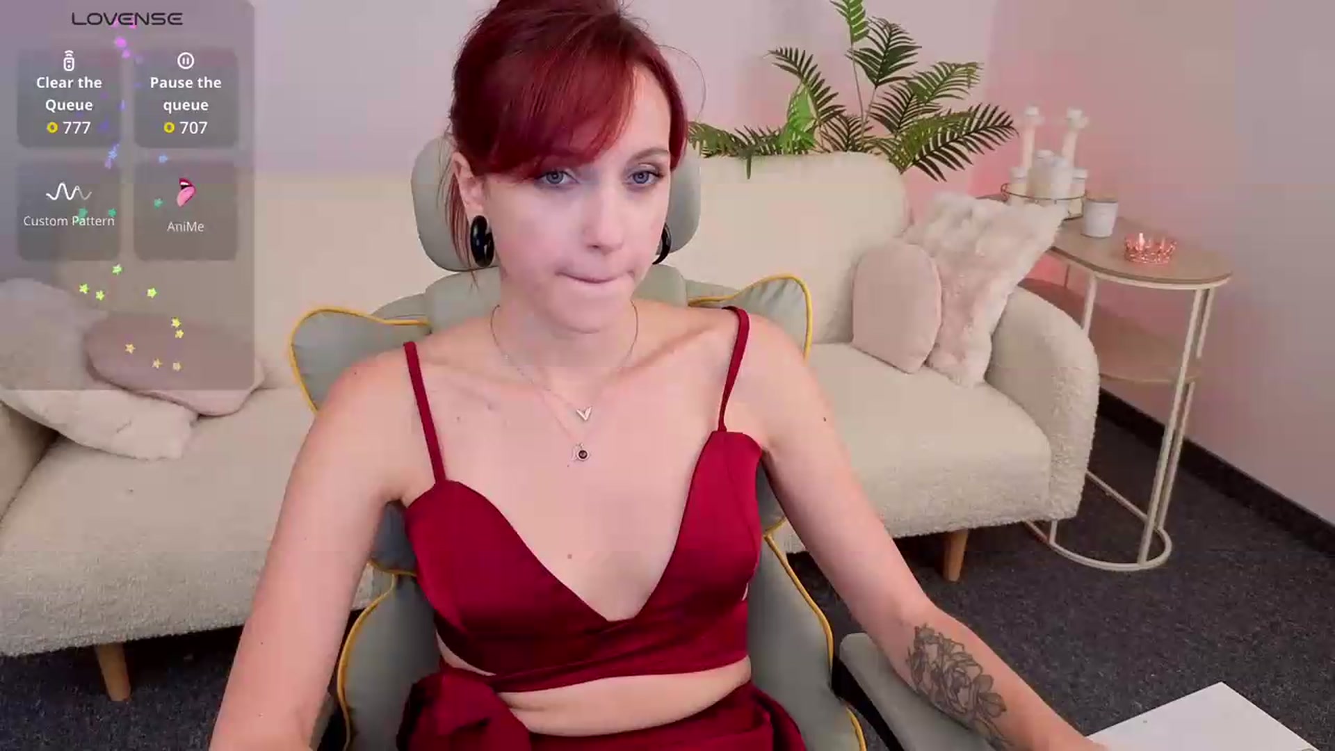 Gallery image thumbnail from Velanique's myfreecams stream on, 09/05/2026, 15:31 image 3 of 20