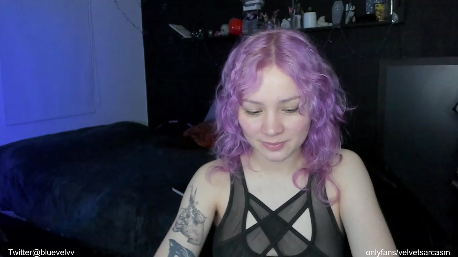 Gallery image thumbnail from VelvetSarcasm's myfreecams stream on, 05/15/2023, 04:57 image 18 of 20