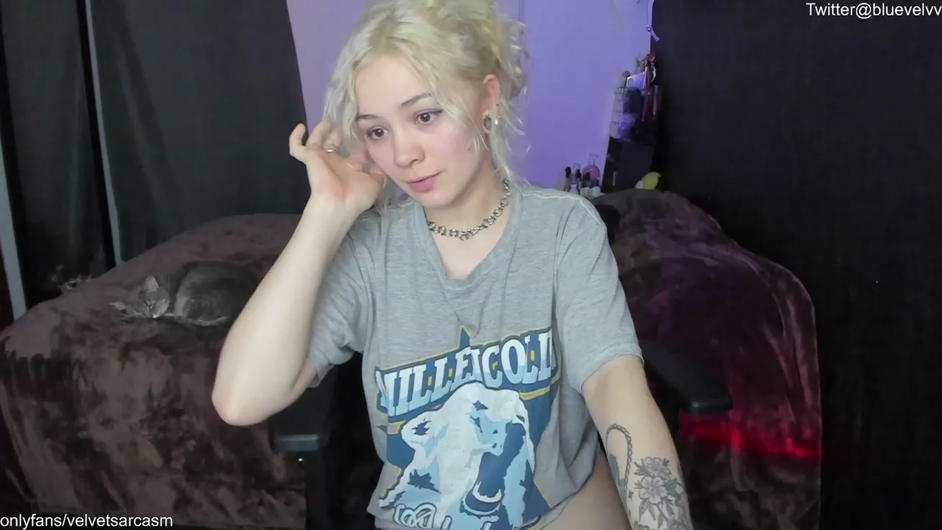 Gallery image thumbnail from VelvetSarcasm's myfreecams stream on, 07/16/2023, 07:18 image 14 of 20
